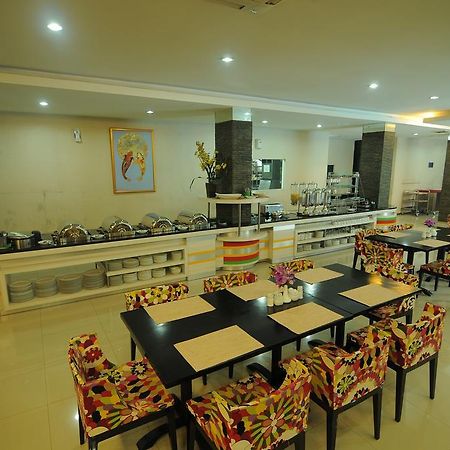 Hotel Swarna Dwipa باليمبانغْ المظهر الخارجي الصورة
