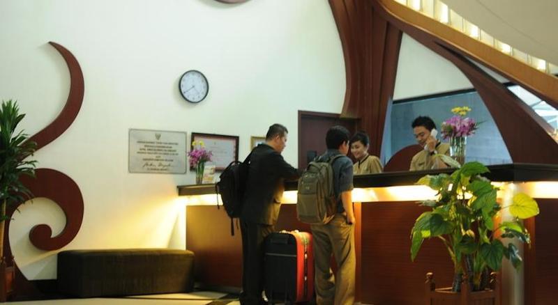 Hotel Swarna Dwipa باليمبانغْ المظهر الخارجي الصورة